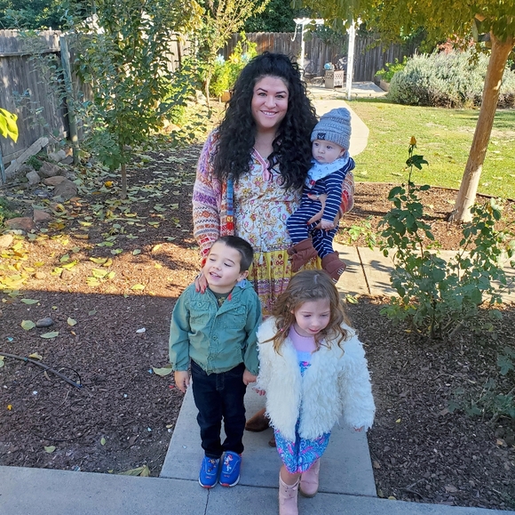 Meet your posher - Picture 3 of 12